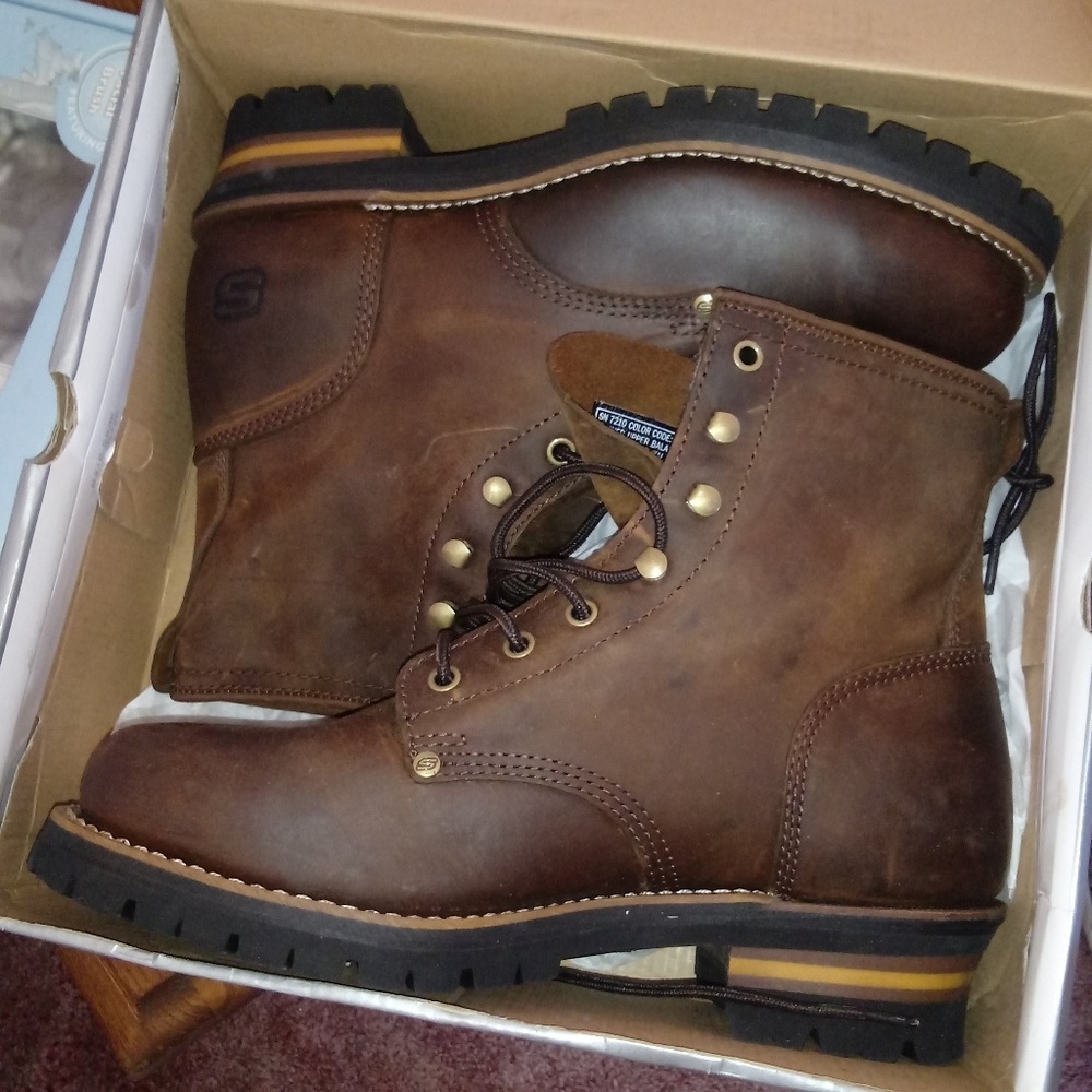 Mens boots